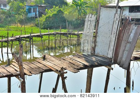 Double bridge Old wooden door by skilled people.
