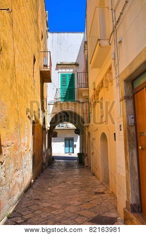 Alleyway. Fasano. Puglia. Italy.
