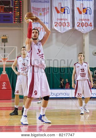 Denis Khloponin