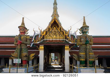Twin Giant in Wat Phra Kaew temple
