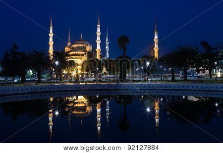 Blue Mosque (sultan Ahmed Mosque) Is Reflected In Water, Istanbul