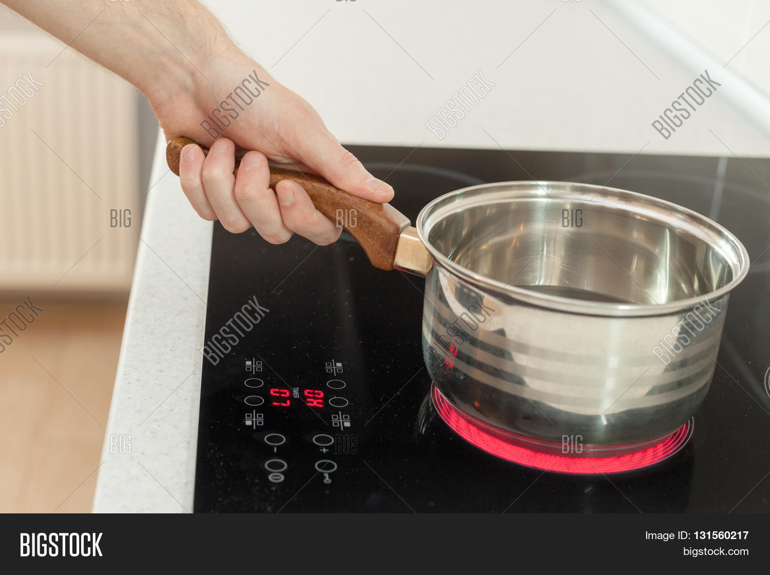 Hand Holding Saucepan Image & Photo (Free Trial) Bigstock