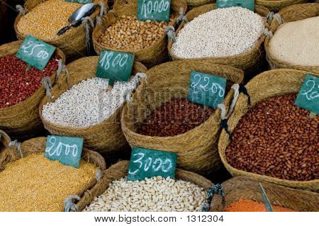 เมล็ดพันธุ์ที่ตลาด