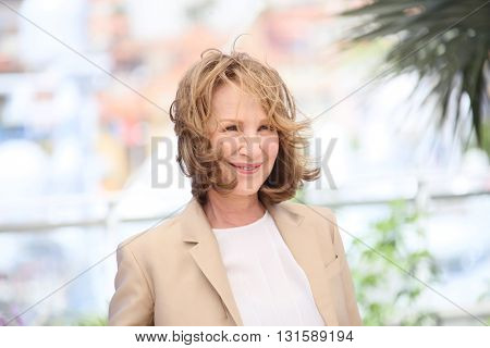CANNES, FRANCE - MAY 19:  Nathalie Baye attends 'It's Only The End Of The World (Juste La Fin Du Monde)' during the Photocall - The 69th Cannes Film Festival on May 19, 2016 in Cannes.