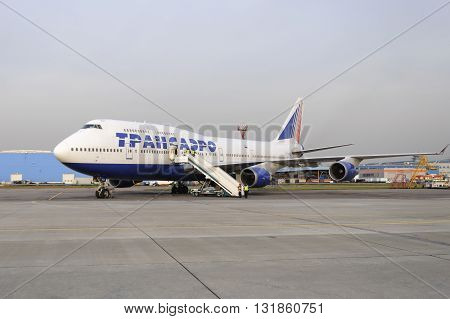 Boeing 747 Transaero Waiting For Boarding.