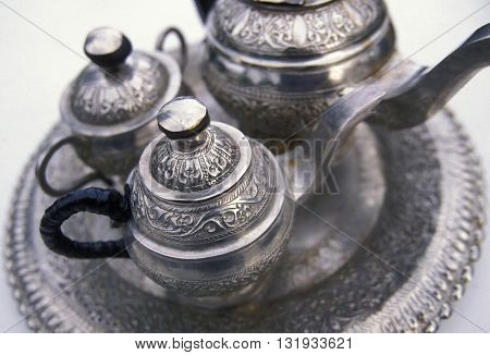 a tea pot at a tea plantation in the town of Nuwara Eliya in Sri Lanka in Asien.