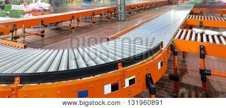 Conveyor System in Regional Delivery Hub Warehouse