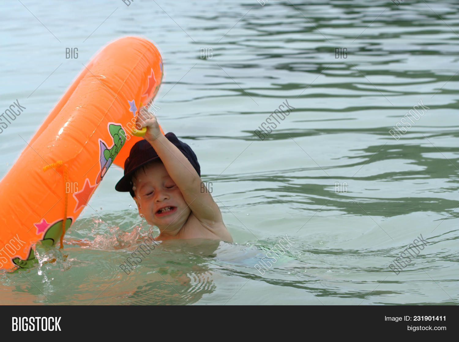 Child Drowns Ocean Image & Photo (Free Trial) Bigstock