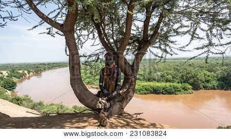 Omo Valley, Ethiopia, September 2017: Portrait Of Unidentified Karo Tribe Woman In Colcho, Omo Valle