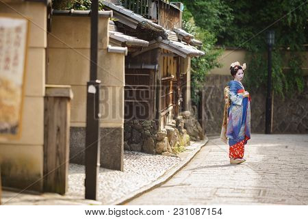Kyoto, Japan - June 10: Unidentified Woman Dress Like A Maiko, Japanese Women Usually Makeup As Geis