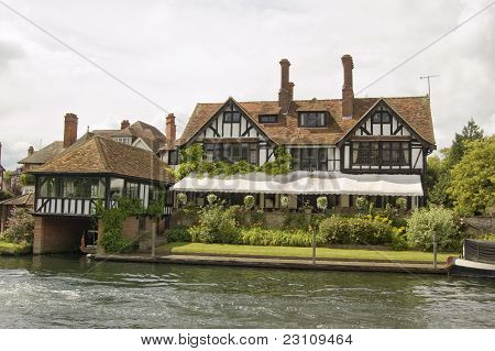 Home Celebrity del cantante Vince Hill, Berkshire