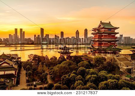 Nanchang Tengwang Pavilion At Night ,is One Of Chinese Famous Ancient Building