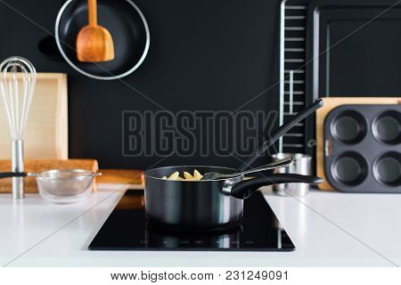 Pan Electric Stove Composition With Kitchen Wooden Steel Accessories Black Blackboard Panel Dishes W