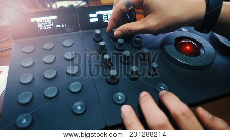 Color Grading Adjusting Controller Equipment For Movie