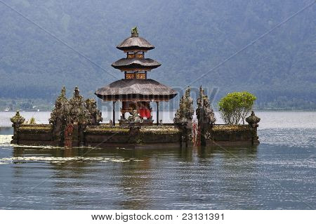 Tempel
