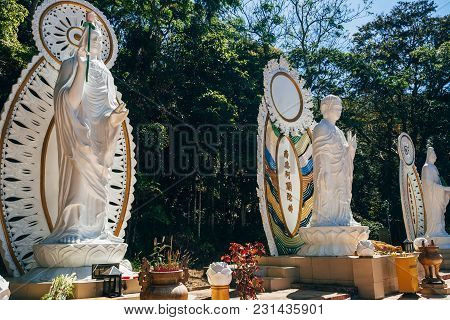 Ta Cu, Phan Thiet, Vietnam - March 7, 2017: Landmarks In Linh Son Truong Tho Pagoda On The Mountain 