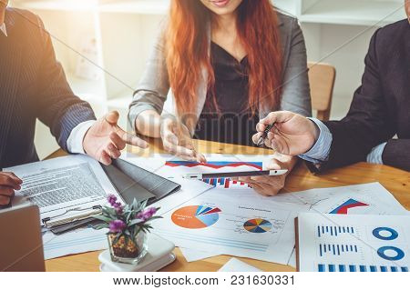 Business Contract. Agreement Was Signed Co-investment Business