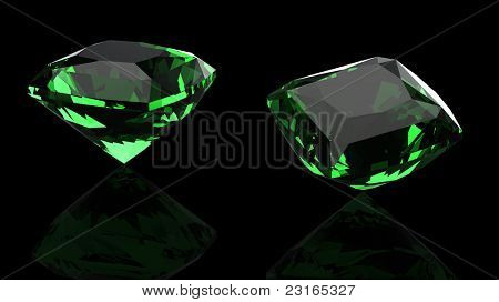 Emerald auf schwarzem Hintergrund isoliert. Edelstein