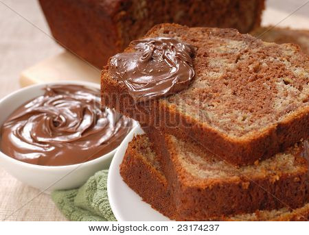Banane und Schokolade Nussbrot mit nutella