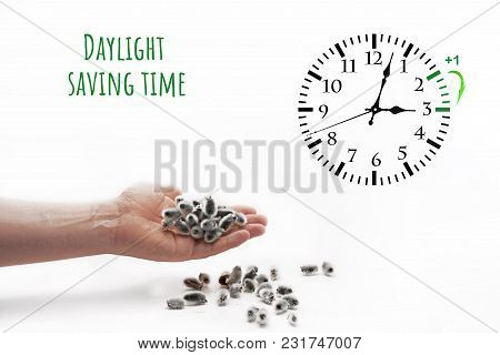 Daylight Saving Time. Dst. Wall Clock Going To Winter Time.