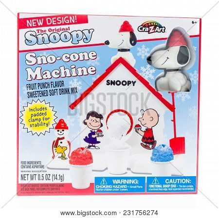 Winneconne, Wi - 13 March 2018: A Box Of The Original Snoopy Sno-cone Machine By Cra-z-art On An Iso