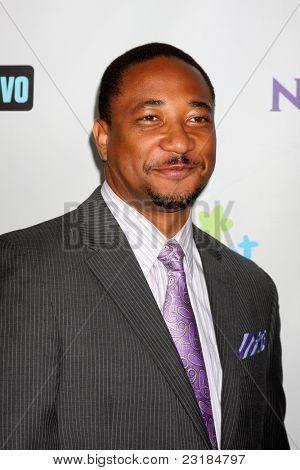LOS ANGELES - 1 AUG: Damon Gupton aankomen op de NBC TCA zomer 2011 alle-Star feestje bij SLS Hotel o