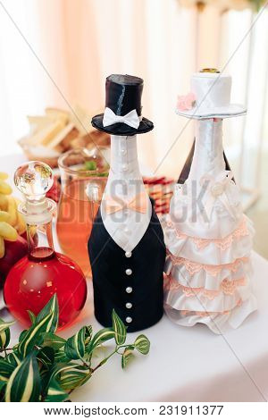Decorated Bottles Of Champagne For The Bride And Groom 1
