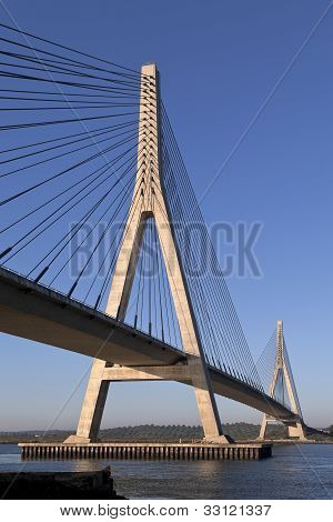 Ayamonte Guadiana nehir üzerinde köprü
