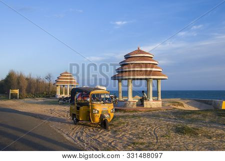 Nagercoil, Tamil Nadu, India - October 16, 2010: Rickshaw Parked At Sanguthurai Beach, One Of The Mo