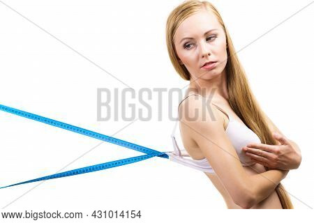 Woman Wearing Wrong Bra, Underbust Band Too Loose. Female Breast In Lingerie. Measure Bra Size, Fitt