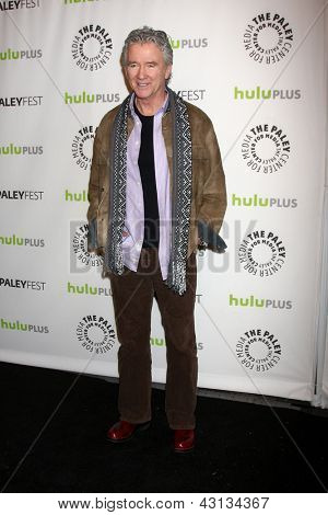 LOS ANGELES - MAR 10: Patrick Duffy přijede na akci 