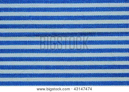 Close Up su linea blu e bianco tessuto