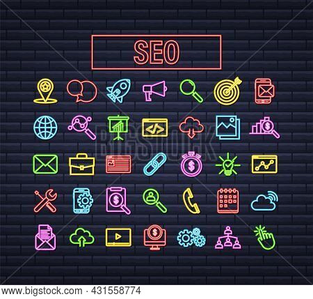 Social Media Marketing. Business Company People. Marketing Network. Vector Neon Icon Design. Vector 