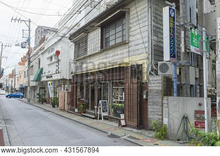 Okinawa, Japan - June 8,2019 : Street View Of Old House Near Makishi Public Market In Naha, Okinawa,