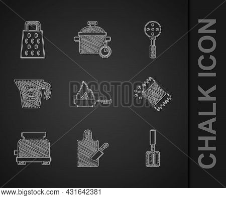 Set Frying Pan, Cutting Board And Knife, Barbecue Spatula, Packet Of Pepper, Toaster, Measuring Cup,