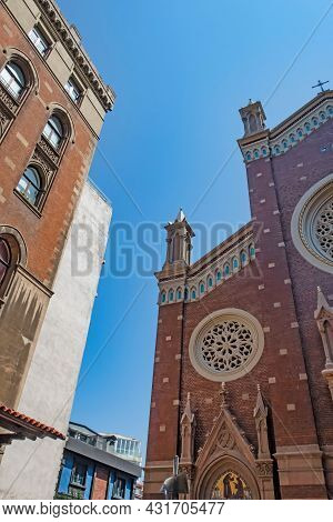 Istanbul,turkey- August 28,2021.exterior View From The Historical And Holy St.antuan Catholic Church