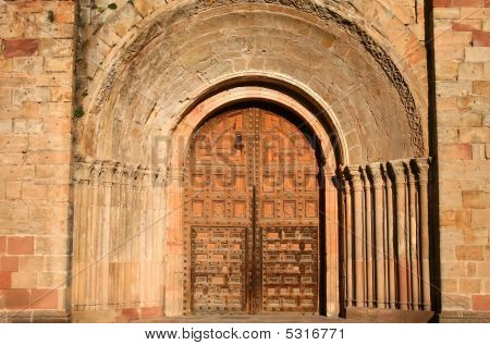 Cathedral gates