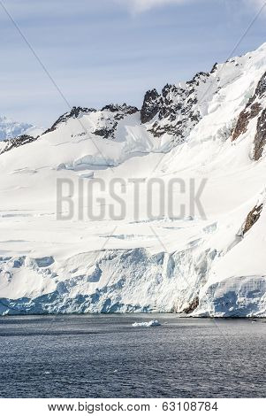 Antarctica - Antarctic Peninsula - Global warming - Fairytal