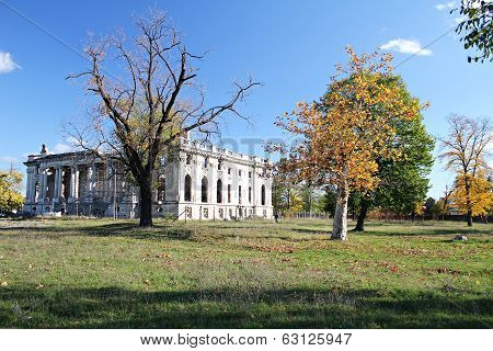 Ruins of the Cantacuzino Palace