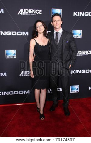 LOS ANGELES - OCT 1:  Joanna Going, Jonathan Tucker at the 