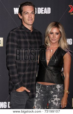 LOS ANGELES - OCT 2:  Christopher French, Ashley Tisdale at the 