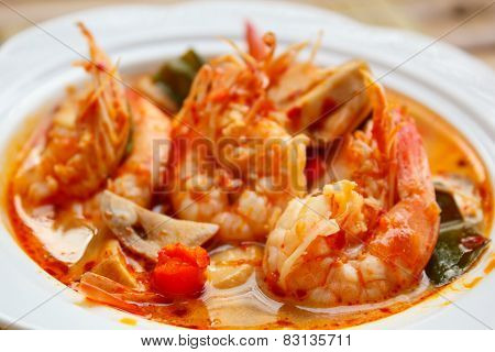 Tom Yum Goong, Spicy Soup With Shrimp.