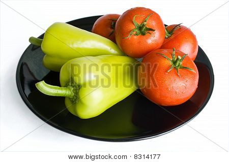 Pimentas e tomates