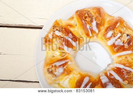 Sweet Bread Donut Cake