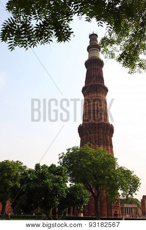 Qutb Minar 2nd tallest minar in Delhi