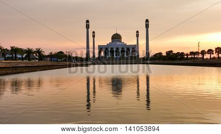 Sunset at Central Mosque Songkhla in Thailand.