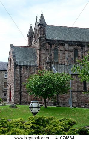 An external view of a church building in Dunfermline