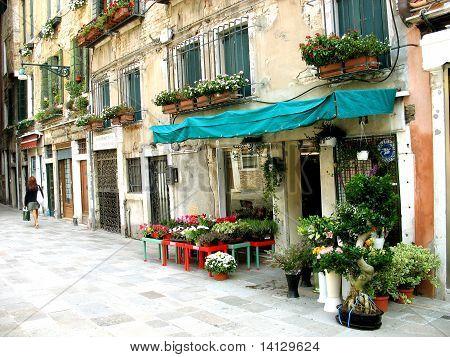 Rue de Venise