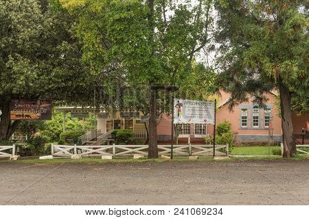 Howick, South Africa - March 23, 2018: An Art Gallery, Coffee Shop And Tea Garden At The Howick Fall