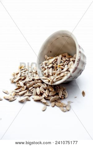 Edible Dried Raw Organic Seeds Of Musk Melon Or Cantaloupe Or Tati Or Honeydew  Isolated On White.
